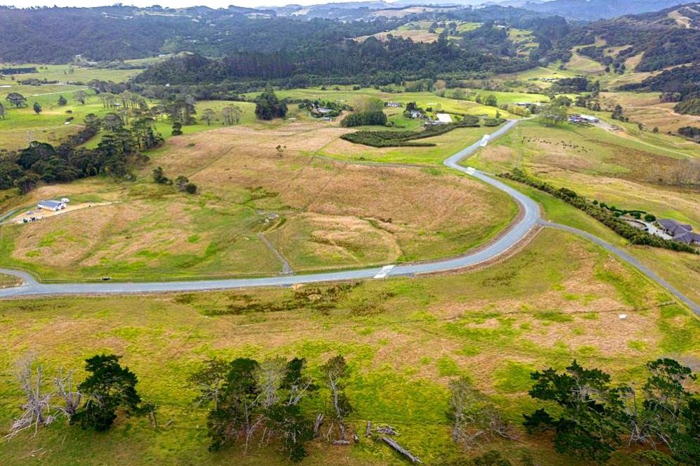 Relocate Or Build New-New Block Of 1.09 Hectares! - Vista 4