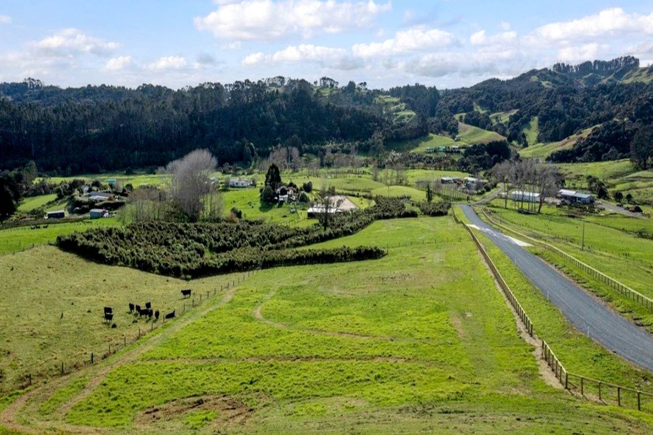 Relocate Or Build New-New Block Of 1.09 Hectares! - Vista 5