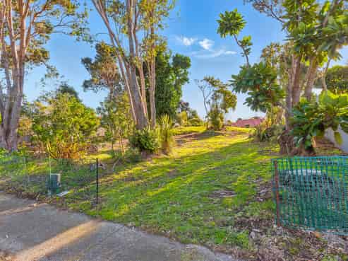 53 Queens Road, Waikanae Beach