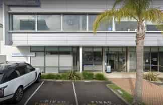 PROFESSIONALLY PRESENTED 139² OFFICE IN ROSEDALE
