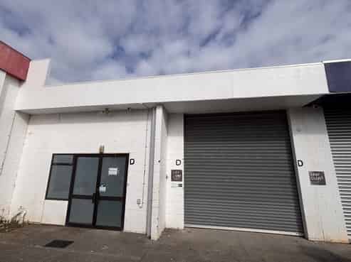 Warehouse and offices