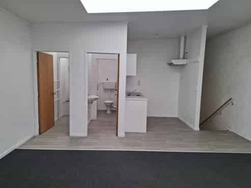 Motivated landlord - ideal industrial