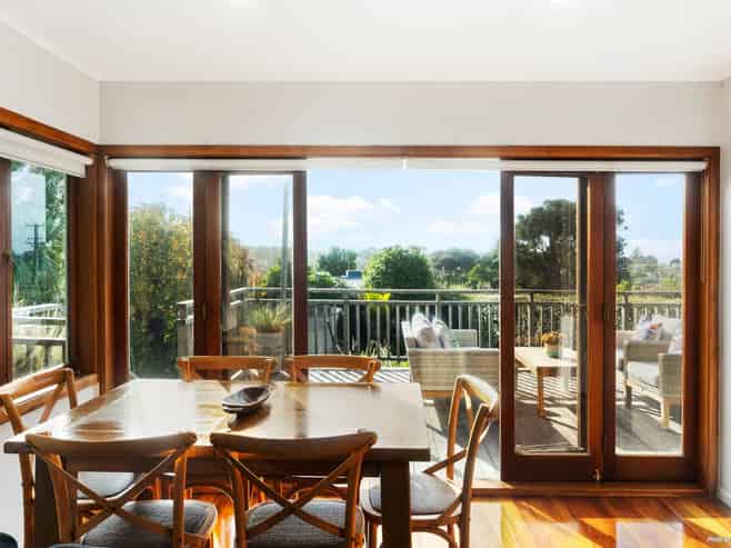 7 Highland Avenue, Titirangi