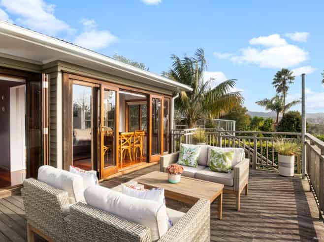 7 Highland Avenue, Titirangi