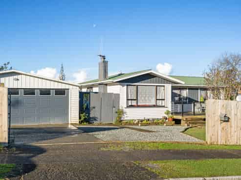 22 Manapouri Street, Tikipunga