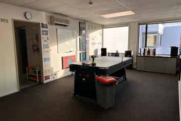 Office Space - Moorhouse Ave