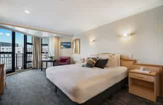 9P/100 Greys Avenue, Auckland Central