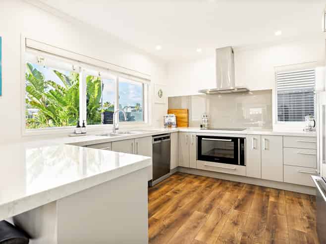 14 Kelly Place, Whitianga