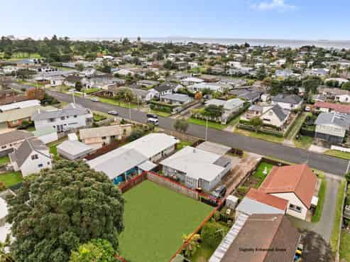 16A Leander Street, Mount Maunganui