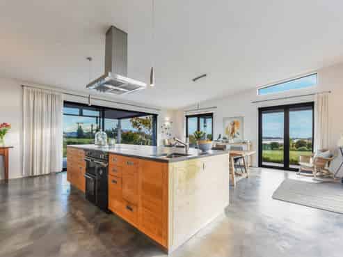 128 Hoddy Road, Redwood Valley