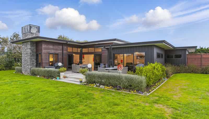 518 Hickford Road, Foxton