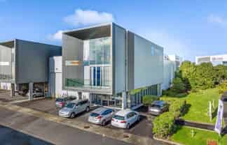 STRATEGIC COMMERCIAL OPPORTUNITY IN ALBANY
