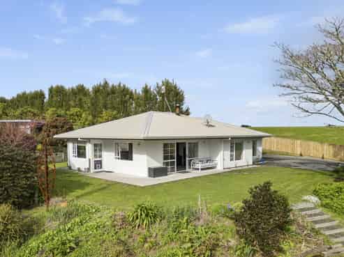 121A Benner Road, Pukehina