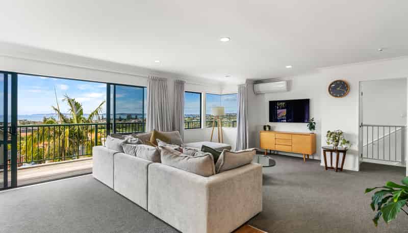 53 West Hoe Heights, Orewa