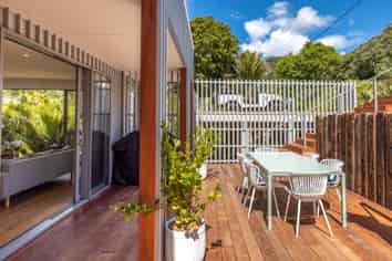 5 Onetangi Road, Onetangi
