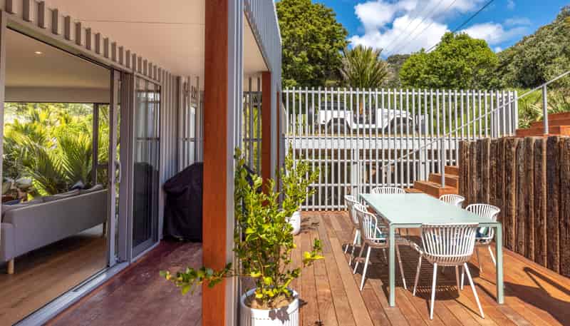 5 Onetangi Road, Onetangi