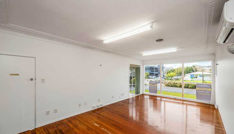 38 Lincoln Road, Henderson