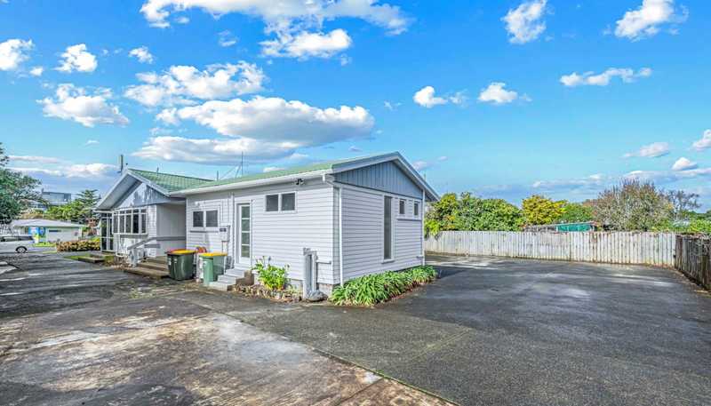 38 Lincoln Road, Henderson