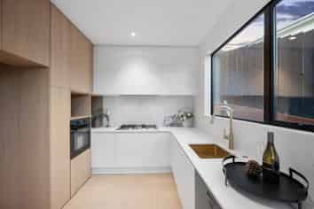 3 & 4/1 Montana Avenue, Murrays Bay