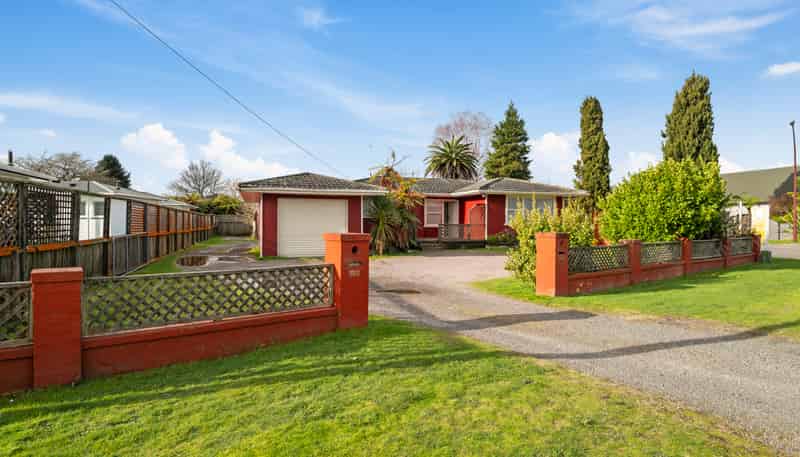 23 Robinson Avenue, Holdens Bay