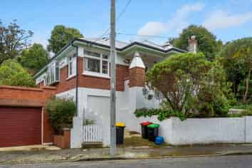 37 Scarba Street, Roslyn