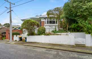 37 Scarba Street, Roslyn