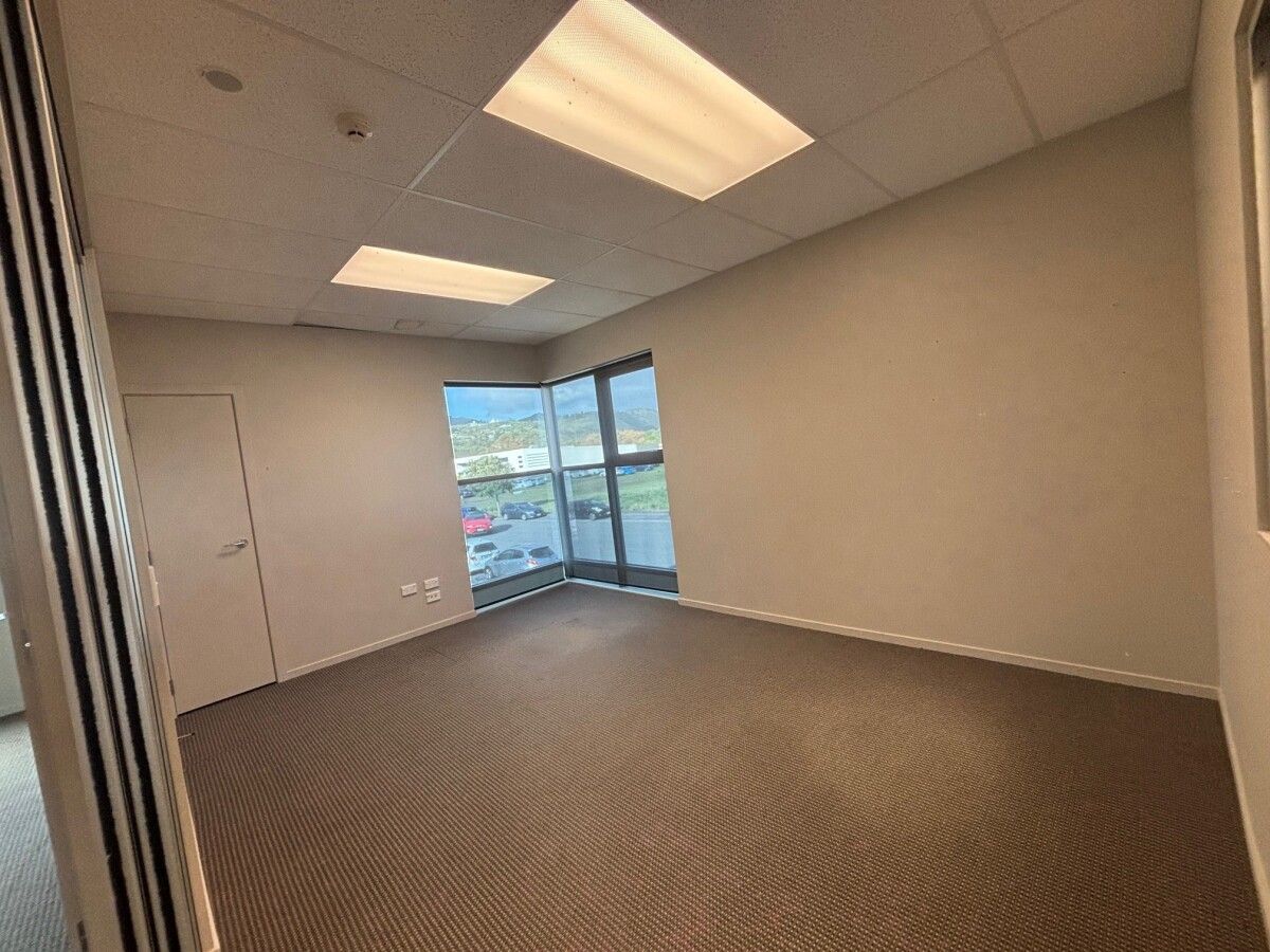 Sunny Level 1 Office Space - Visning 5