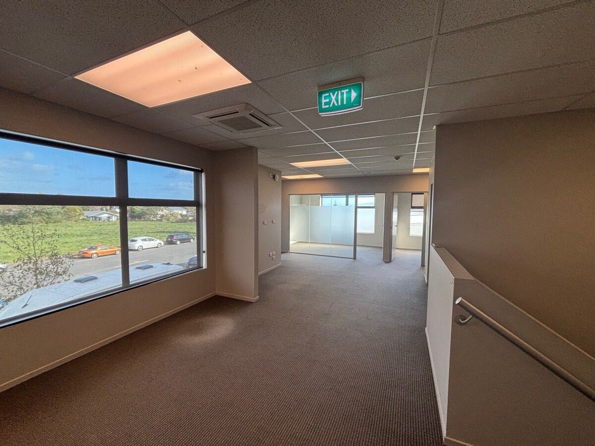 Sunny Level 1 Office Space - Visning 2