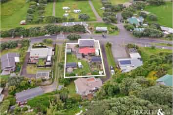 26 Seaview Road, Piha