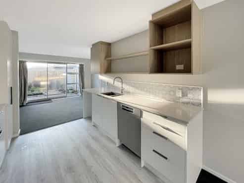 5/6 Peel Place, Wainuiomata