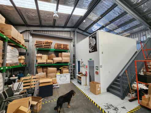 Large Office and Warehouse/Workshop 
