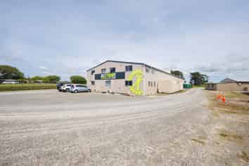 8 Green Road, Awahuri for lease