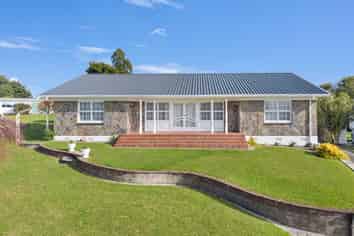 111 Otarawairere Road, Ohope