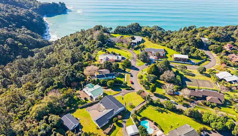 111 Otarawairere Road, Ohope