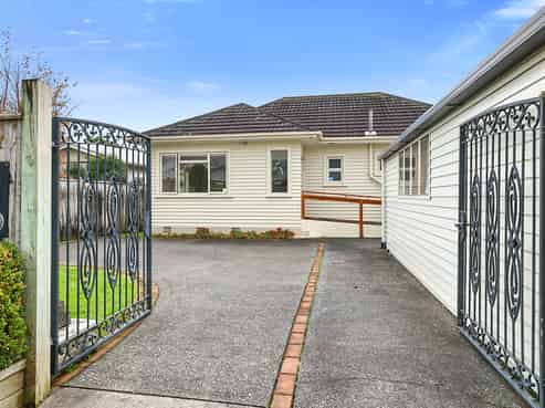 27 List Street, Welbourn