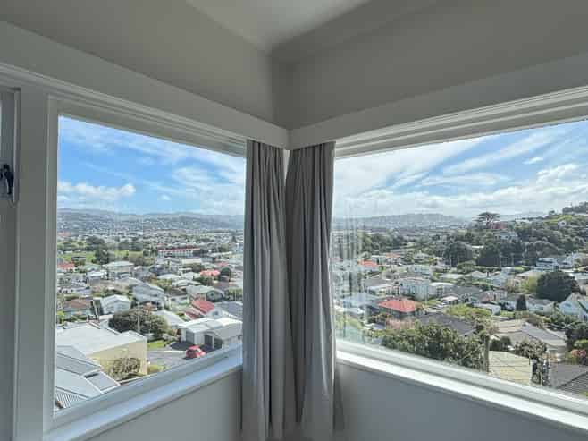 35 Cavendish Square, Strathmore Park