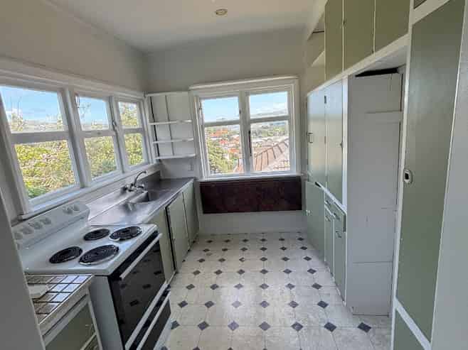 35 Cavendish Square, Strathmore Park