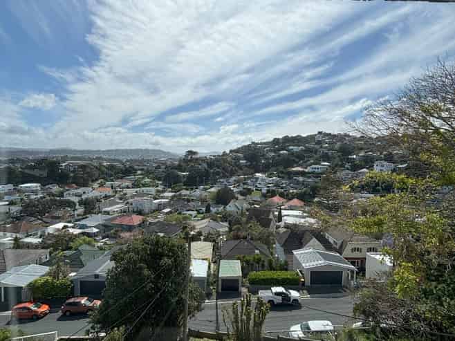 35 Cavendish Square, Strathmore Park