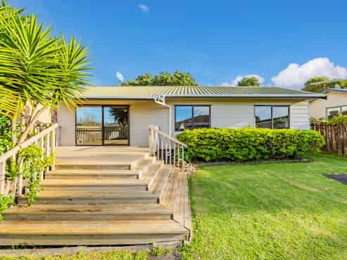 56A Cockayne Crescent, Sunnynook