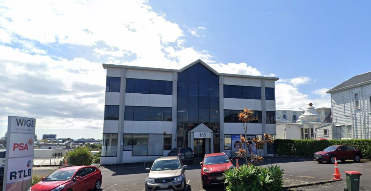 Inexpensive Ground Floor Office