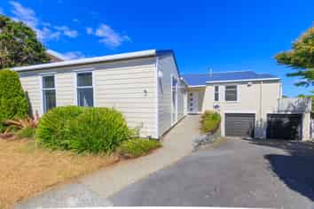 5 Gavaskar Place, Khandallah