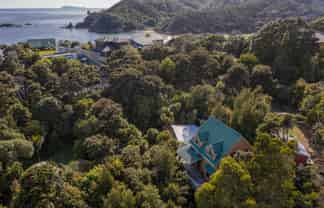973 & 975 Tuateawa Road, Coromandel