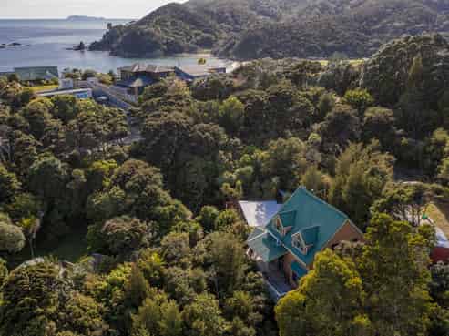 975 Tuateawa Road, Waikawau