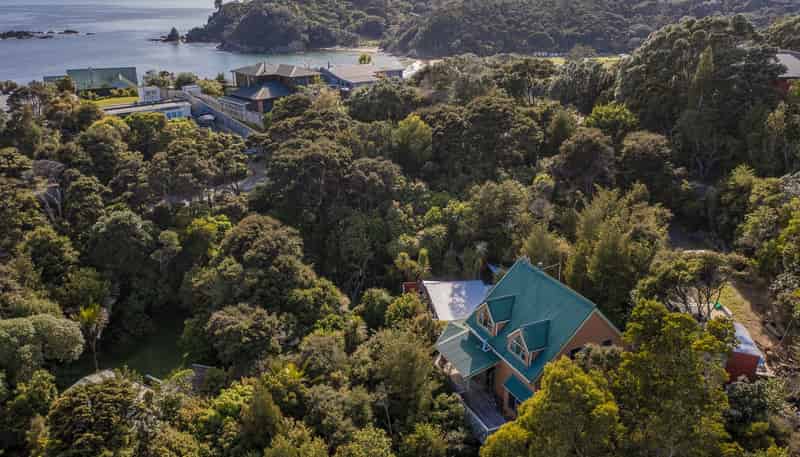 973 & 975 Tuateawa Road, Coromandel