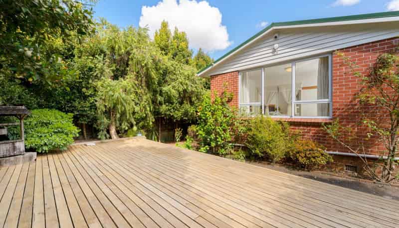 124 Edmonton Road, Te Atatu South
