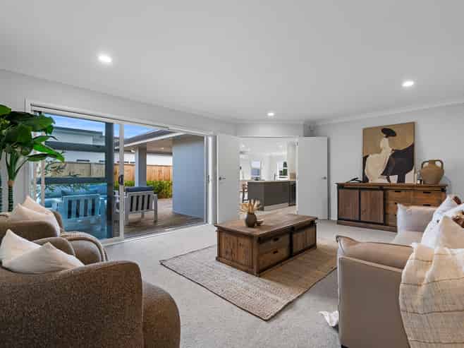 304 Carmichael Road, Brookfield