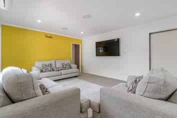 b/15 ARTHUR ROAD, Hillpark