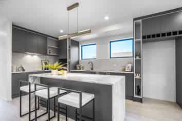 36 Thatcher Street, Mission Bay