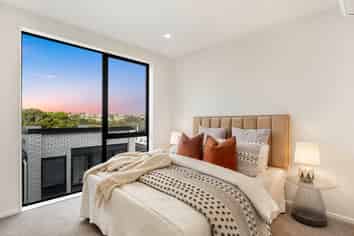 2/36 Thatcher Street, Mission Bay