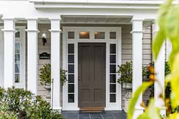 6 Cheviot Road, Lowry Bay, Eastbourne